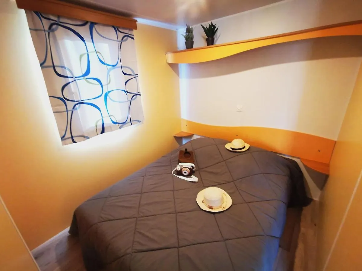 Camping Le Coin Charmant Chauzon