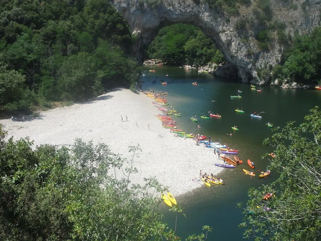 Camping Le Coin Charmant Chauzon
